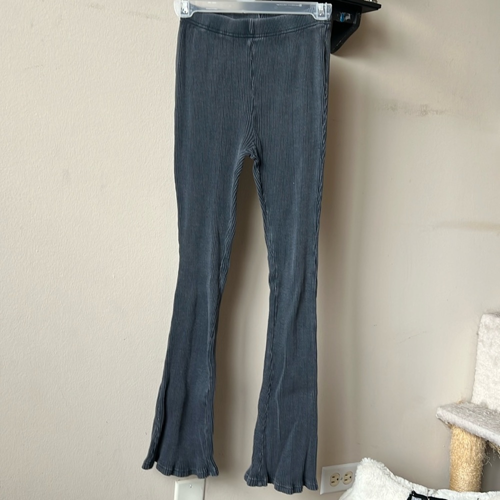 UO, ribbed flare yoga pants